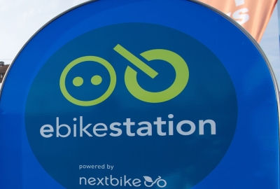 48-2014 E-Bike-Station HP